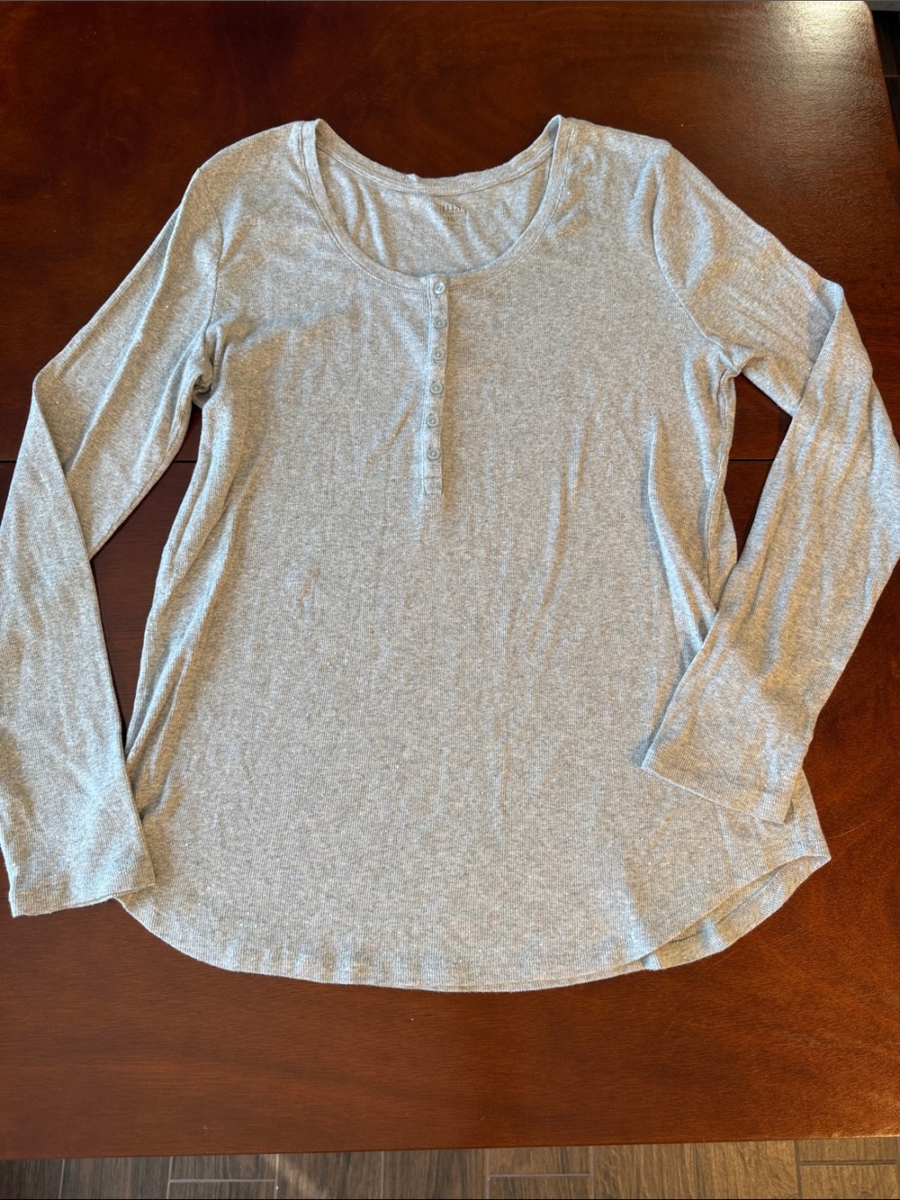 a.n.a women’s plus Light Gray shimmer Long Sleeve Henley Top
